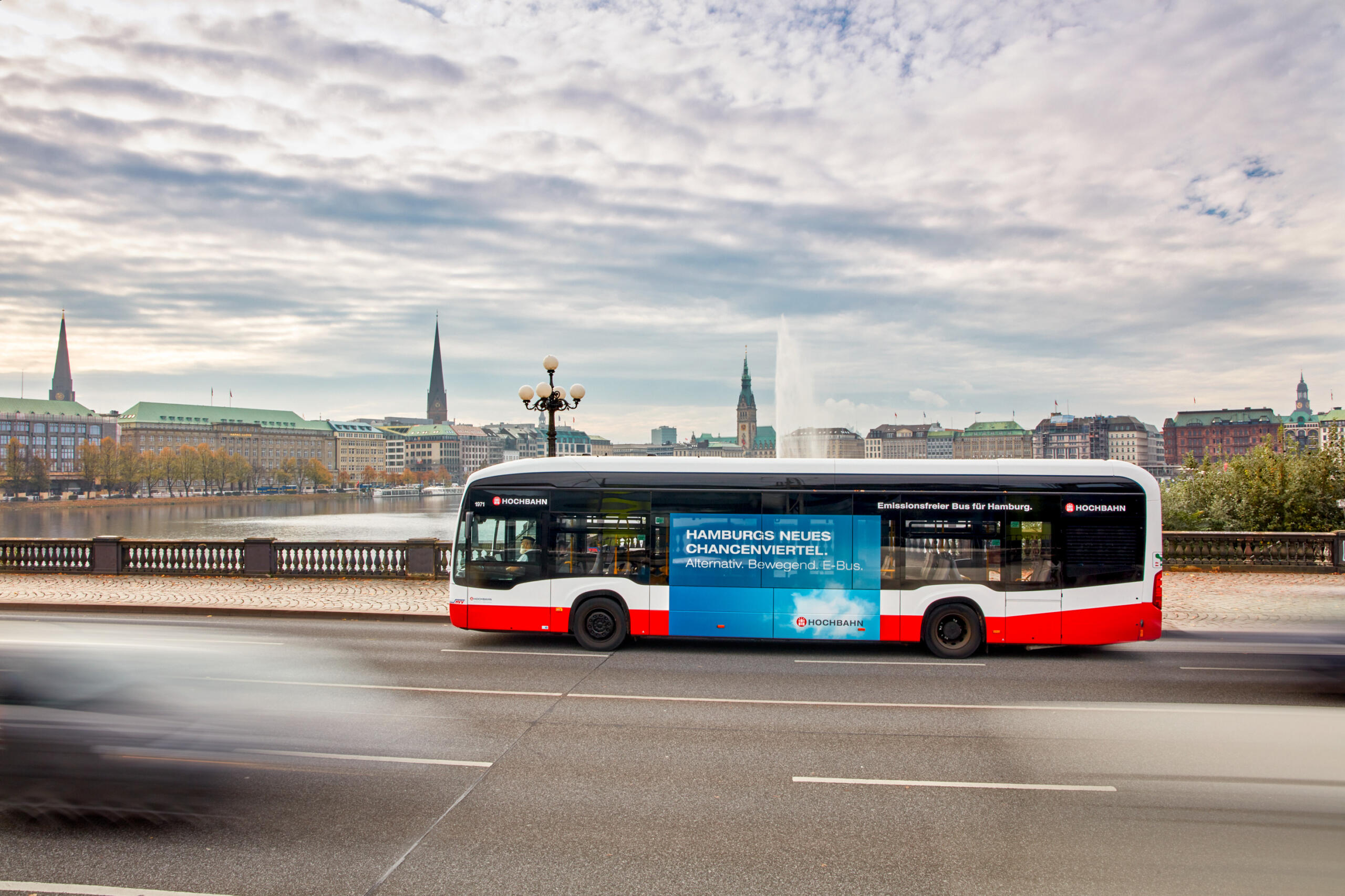 Photo of bus Daimler eCitaro in Hamburg, Germany