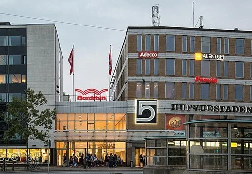 Gothenburg opens Sweden’s first logistics centre for electric cargo bikes