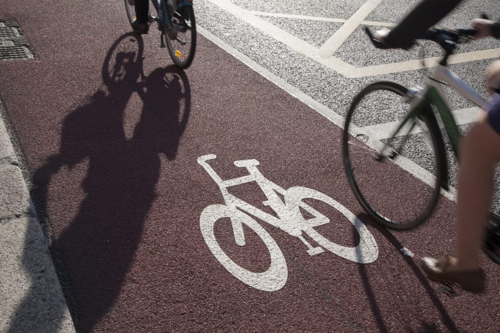 Dublin trials smart radar detectors to give cyclists longer green time at junctions