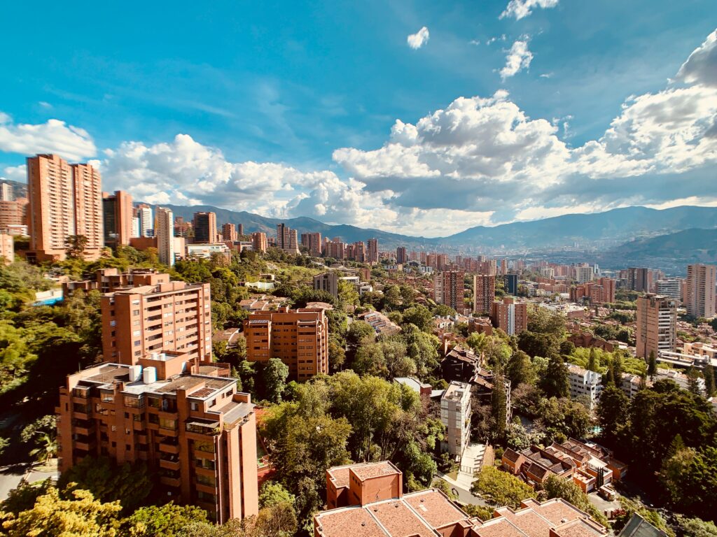 Medellín rolls out robots for food delivery