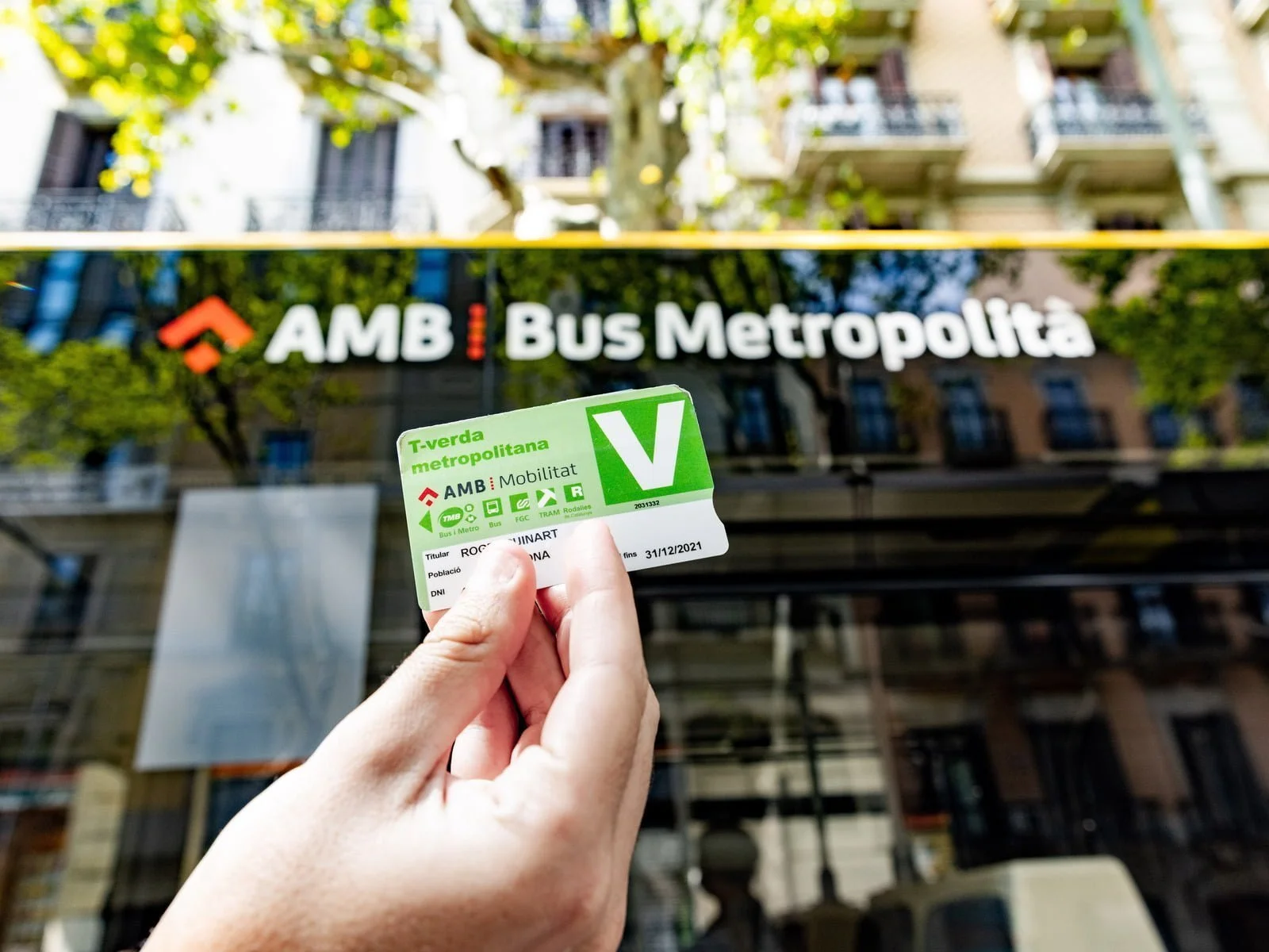 Barcelona issued 12,000 free annual public transport tickets to former car owners