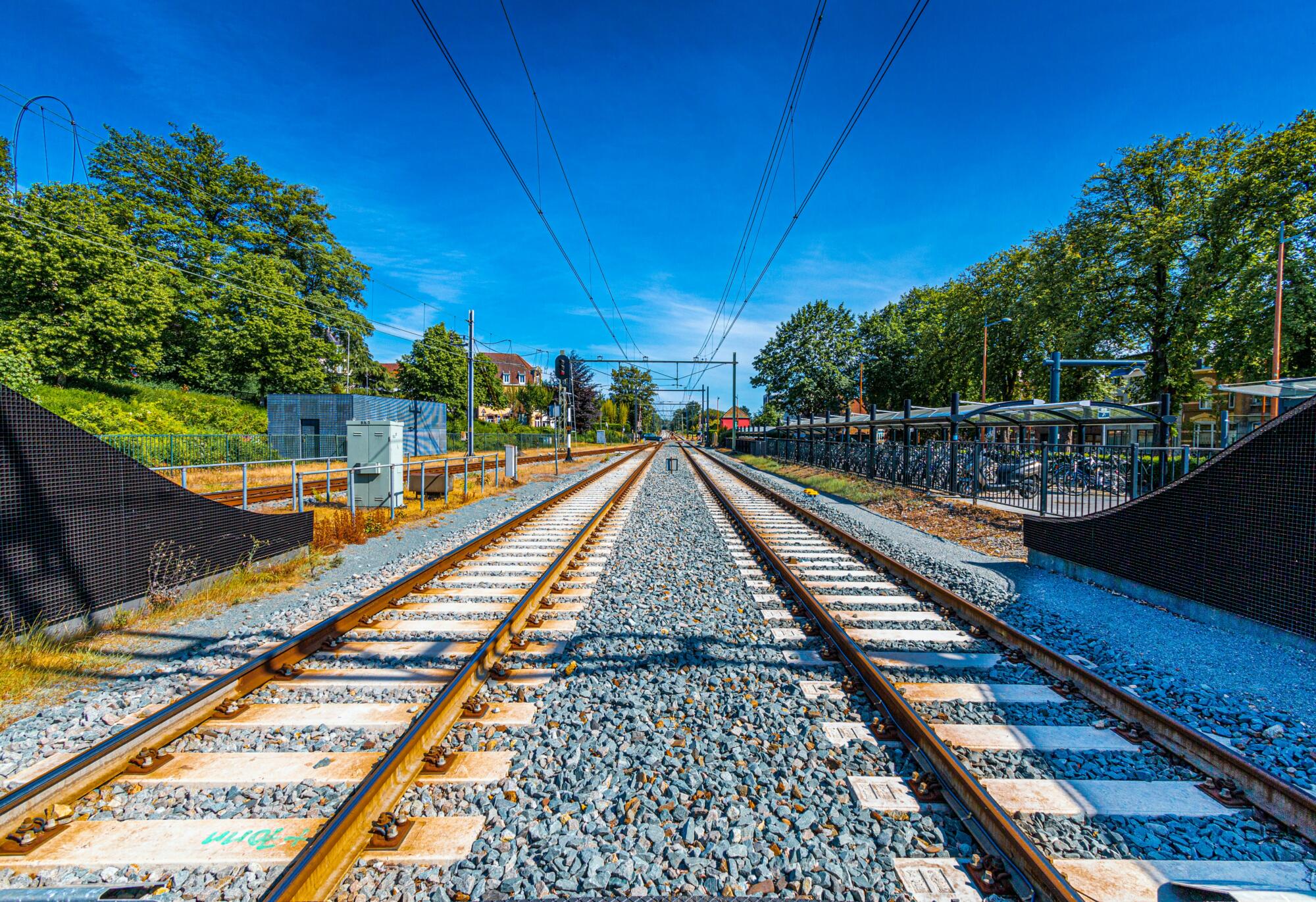 Laying the tracks: Connecting regional, national and international hubs through rail