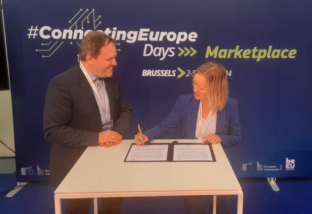 POLIS-NAPCORE sign Cooperation Agreement at Connecting Europe Days