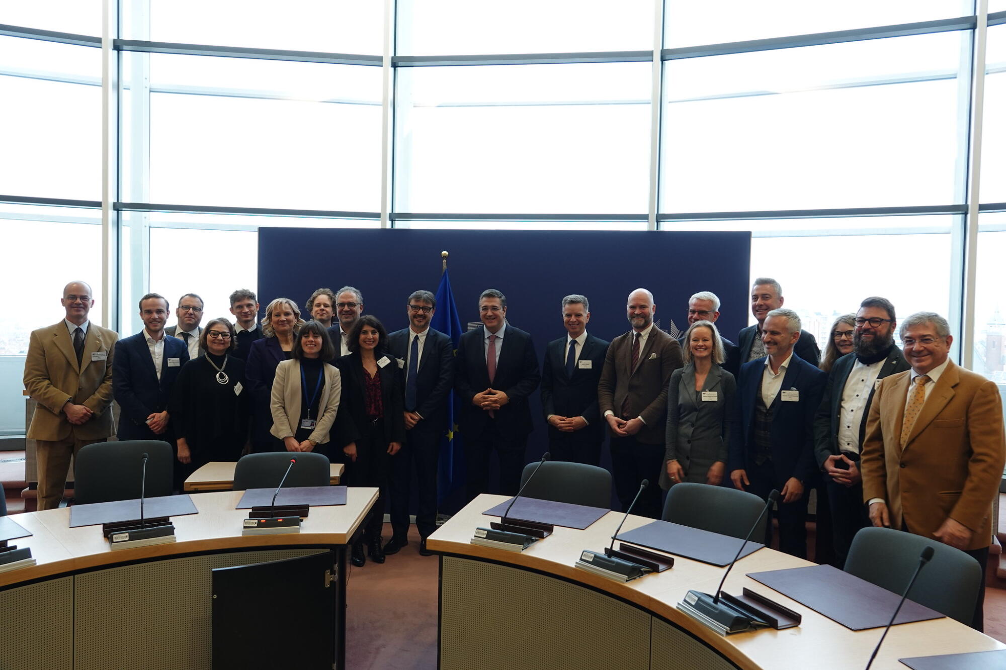 POLIS Political Group meets Commissioner Tzitzikostas and MEPs to advance cities’ and regions’ mobility priorities