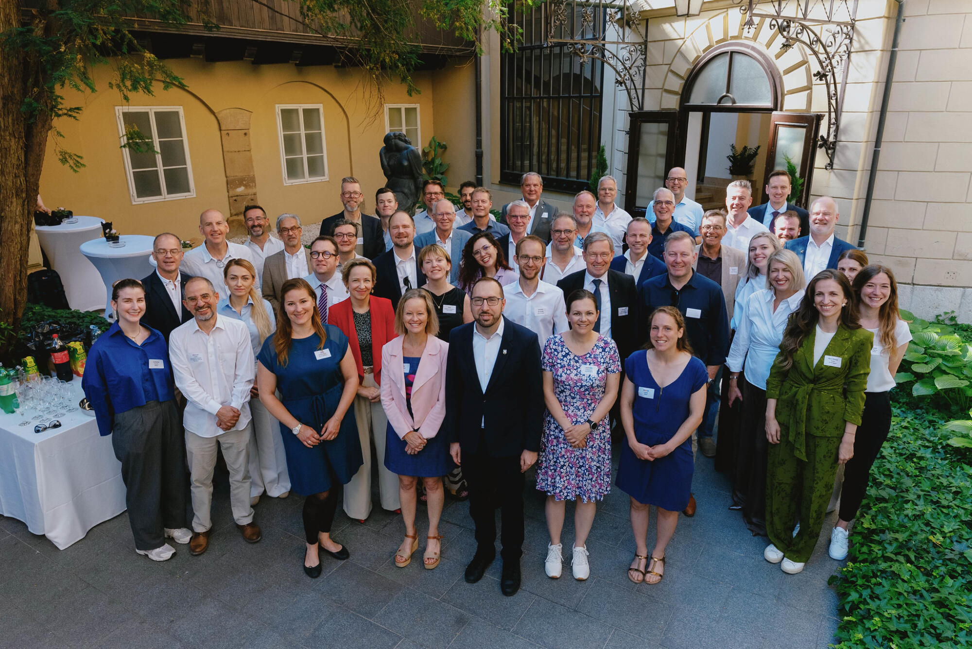 Political leaders discuss competitiveness and sustainable mobility pathways at the POLIS Political Group meeting in Zagreb